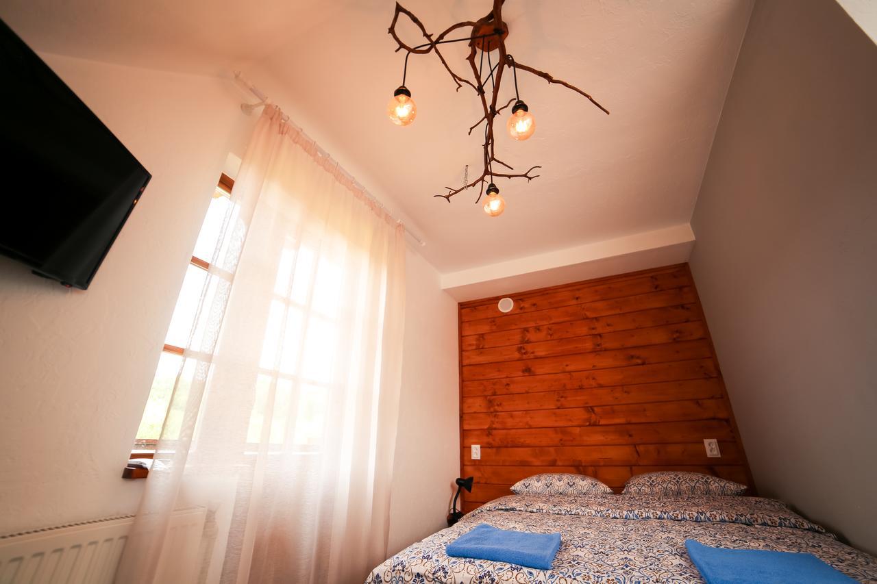 Villa Buhiv Skhidnytsia Buitenkant foto